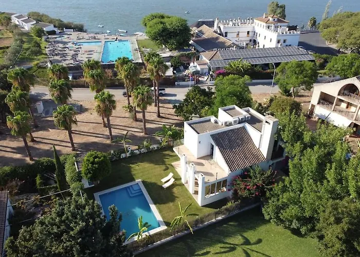 Sunset Villa Arcos